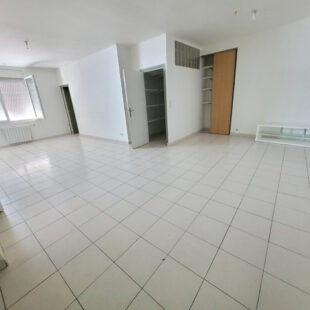 Immeuble Bully Les Mines 195 m2