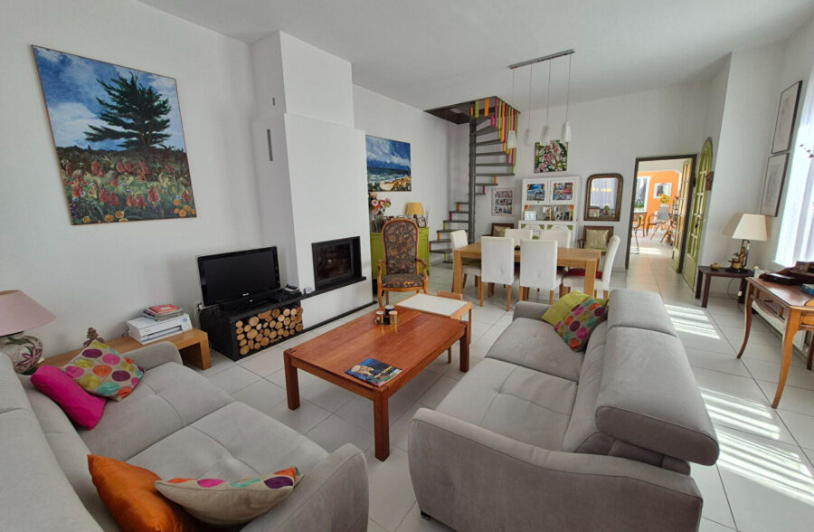 Croix centre, maison semi-individuelle de 140 m², 5 chambres, terrasse