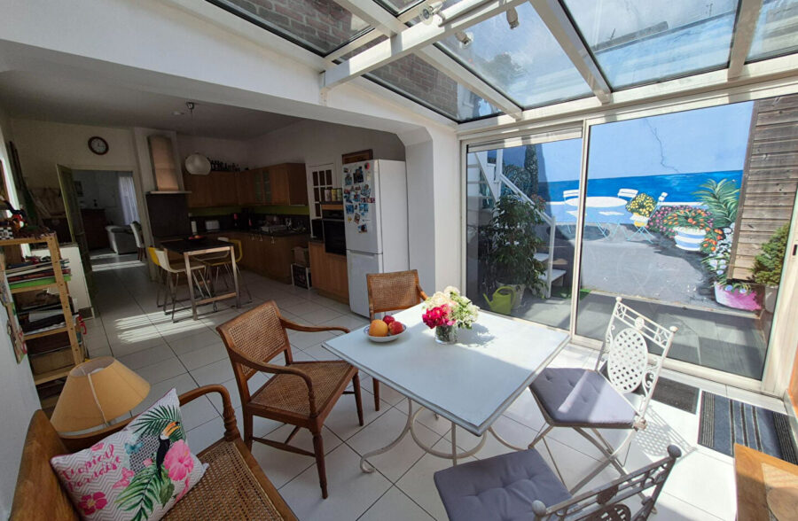 Croix centre, maison semi-individuelle de 140 m², 5 chambres, terrasse
