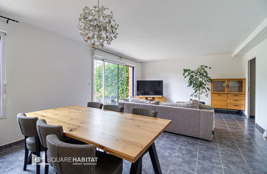 Maison 3 chambres + bureau – à Hazebrouck
