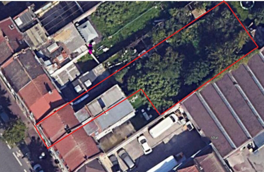 À Vendre : Spacieuse Maison 175m² 7 chambres 400m² de terrain sur Roubaix à la Limite de Wattrelos. 212 700€ FAI !!!