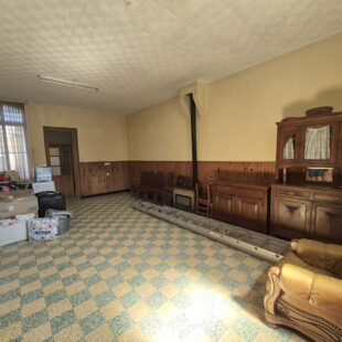 À Vendre : Spacieuse Maison 175m² 7 chambres 400m² de terrain sur Roubaix à la Limite de Wattrelos. 212 700€ FAI !!!