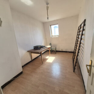 À Vendre : Spacieuse Maison 175m² 7 chambres 400m² de terrain sur Roubaix à la Limite de Wattrelos. 212 700€ FAI !!!