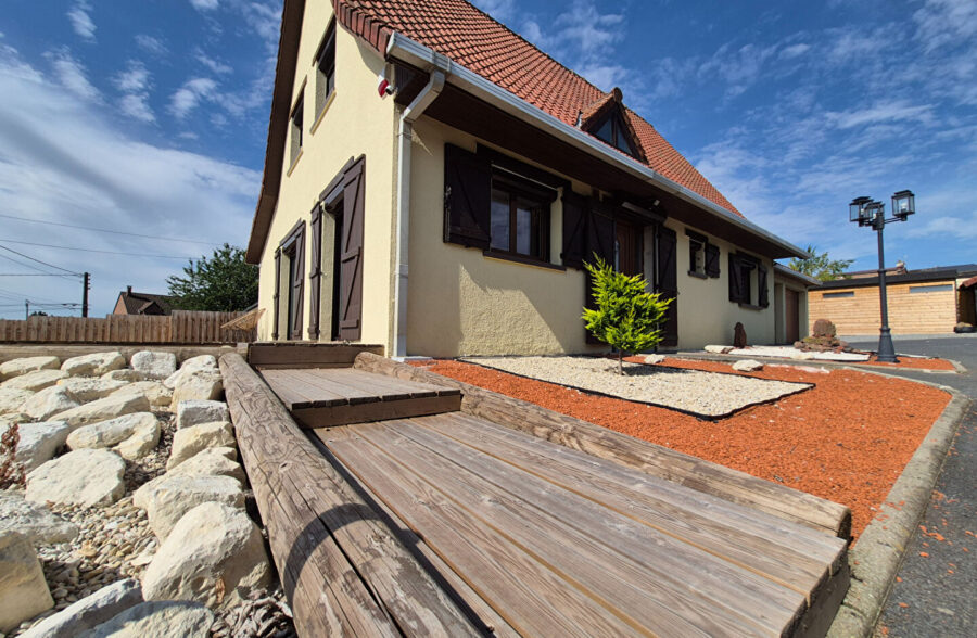 Pavillon individuel 4/5 chambres et double garage