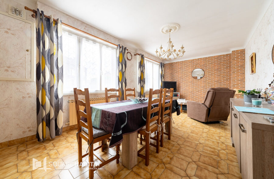 Maison individuelle en semi plain pied 3 chambres jardin garage