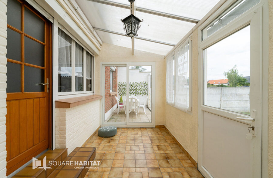 Maison individuelle en semi plain pied 3 chambres jardin garage