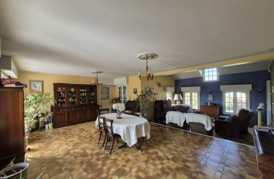 Maison traditionnelle individuelle