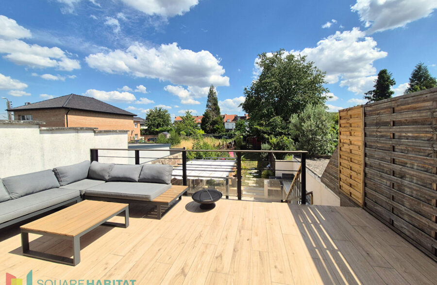 SQUARE HABITAT : MAGNIFIQUE MAISON TYPE 4 – PROCHE QUARTIER DES FLEURS RONCHIN – TERRASSE – JARDIN – GARAGE – CUISINE EXTERIEURE