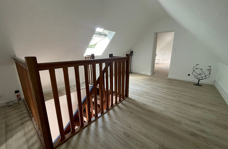 Charmante maison individuelle de semi plain pied !