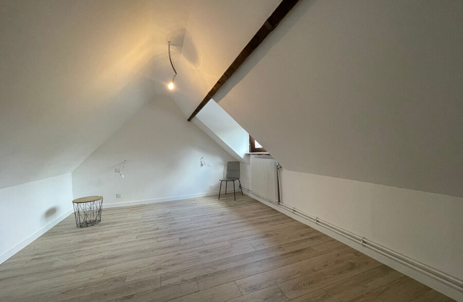 Charmante maison individuelle de semi plain pied !