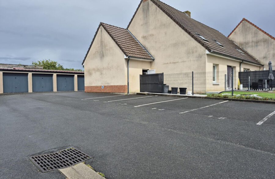 EMPLACEMENTS DE PARKING À VENDRE À HAZEBROUCK