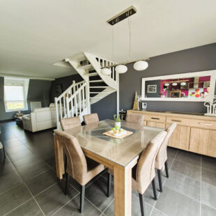 Semi-Individuelle de 100m² Quatre Chambres