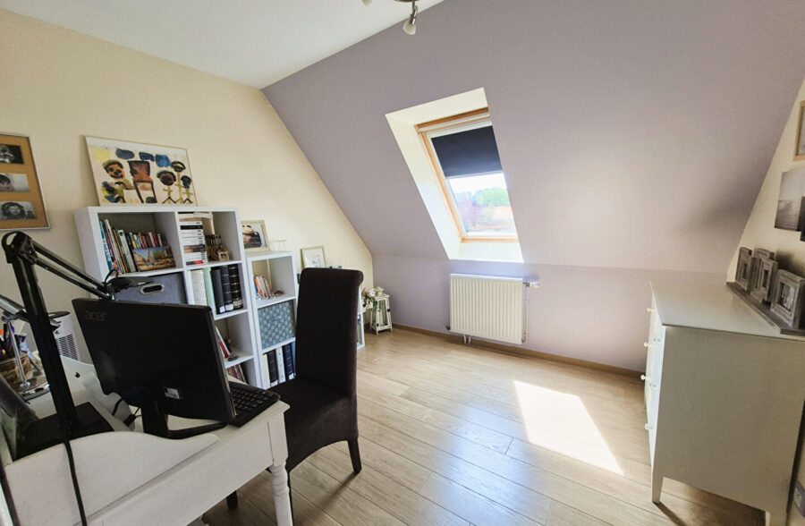 Semi-Individuelle de 100m² Quatre Chambres