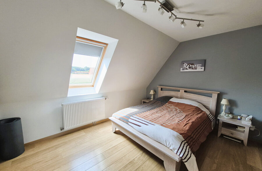 Semi-Individuelle de 100m² Quatre Chambres