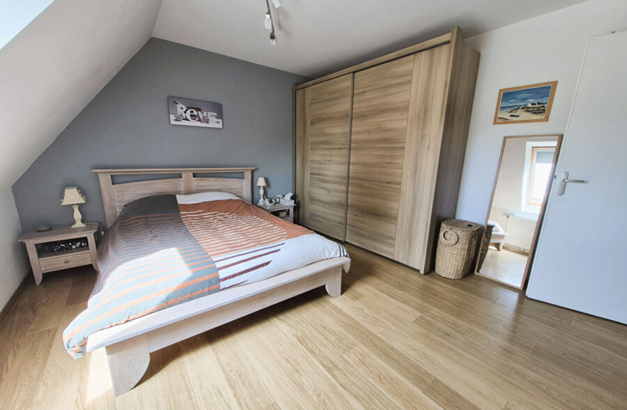 Semi-Individuelle de 100m² Quatre Chambres