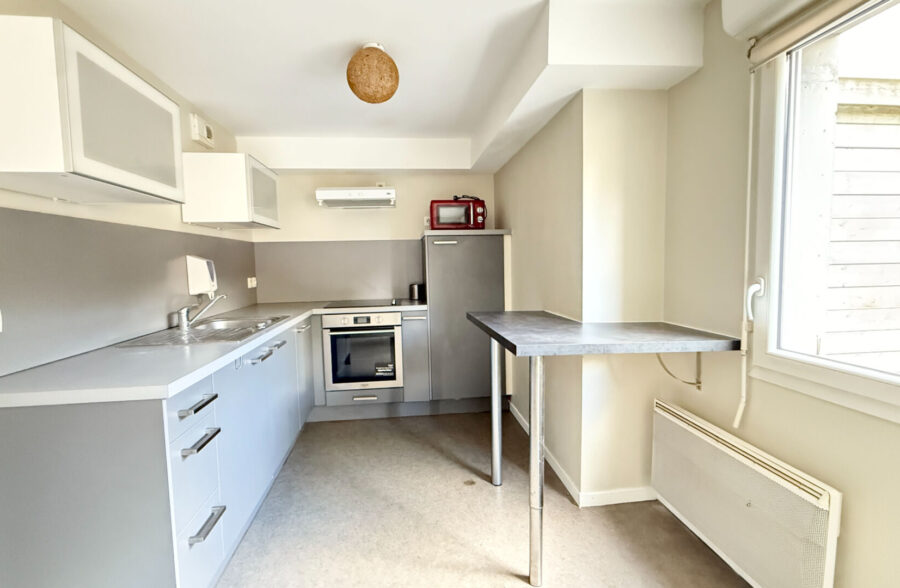 LA CATHO APPARTEMENT 2 CHAMBRES TERRASSE ET PARKING