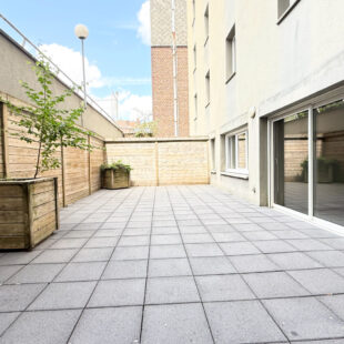 LA CATHO APPARTEMENT 2 CHAMBRES TERRASSE ET PARKING