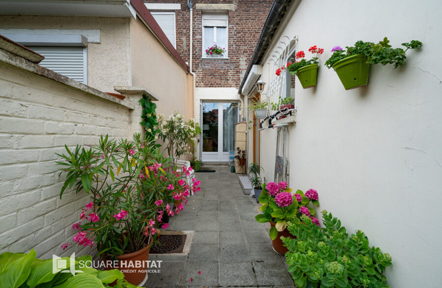 Maison 5 pièces 110 m2 Maison 5 pièces 110 m2
