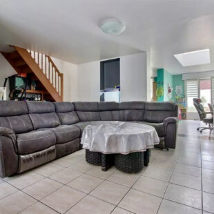 Maison secteur Vieille Place – 3 chambres + jardin – beaux volumes