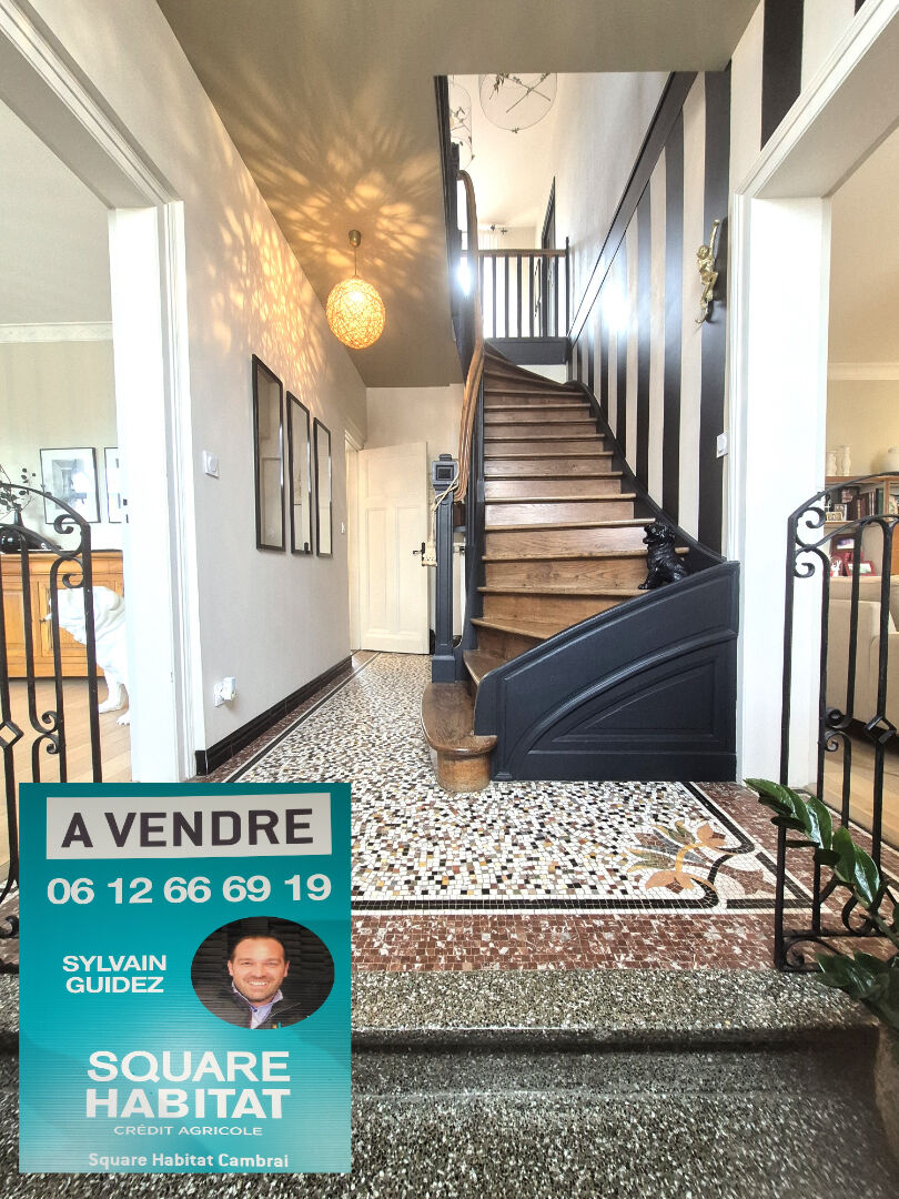 Maison Cambrai 10 pièce(s) 220 m2