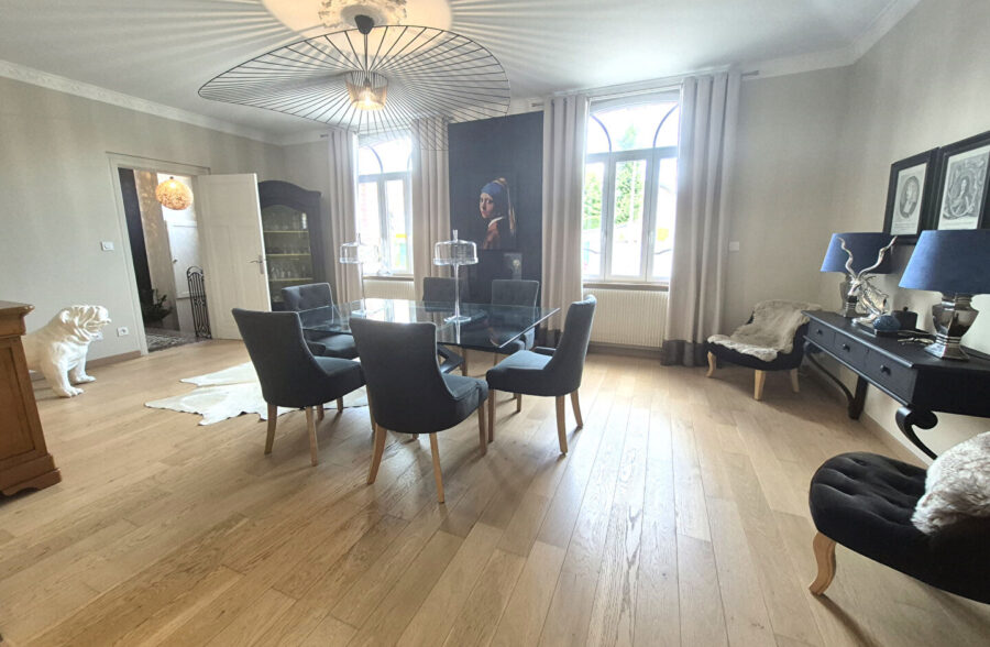 Maison Cambrai 10 pièce(s) 220 m2