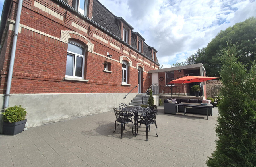 Maison Cambrai 10 pièce(s) 220 m2