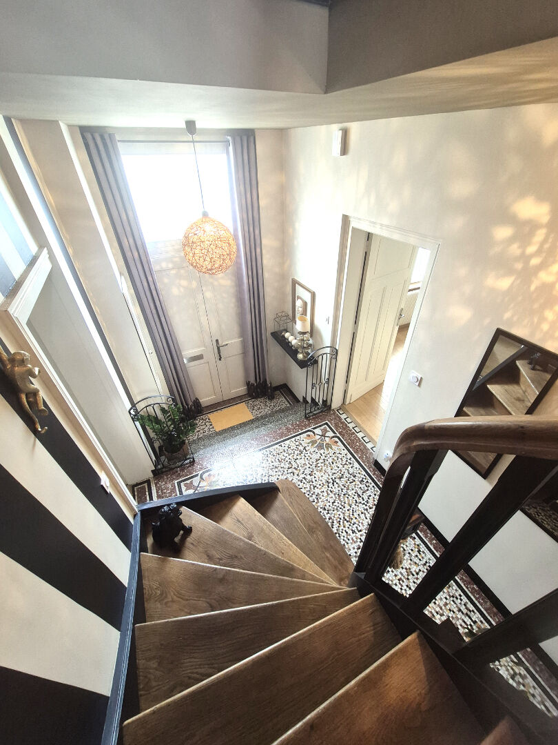 Maison Cambrai 10 pièce(s) 220 m2
