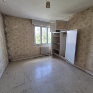 Immeuble à usage mixte .Beau potentiel 18 pièces 352.42 m2