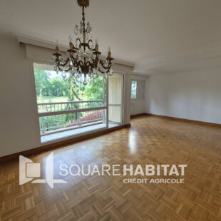 Appartement  Type 3 84.30 m2, balcon et deux parking