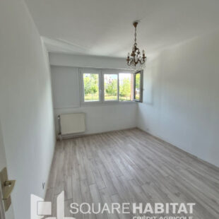 Appartement  Type 3 84.30 m2, balcon et deux parking