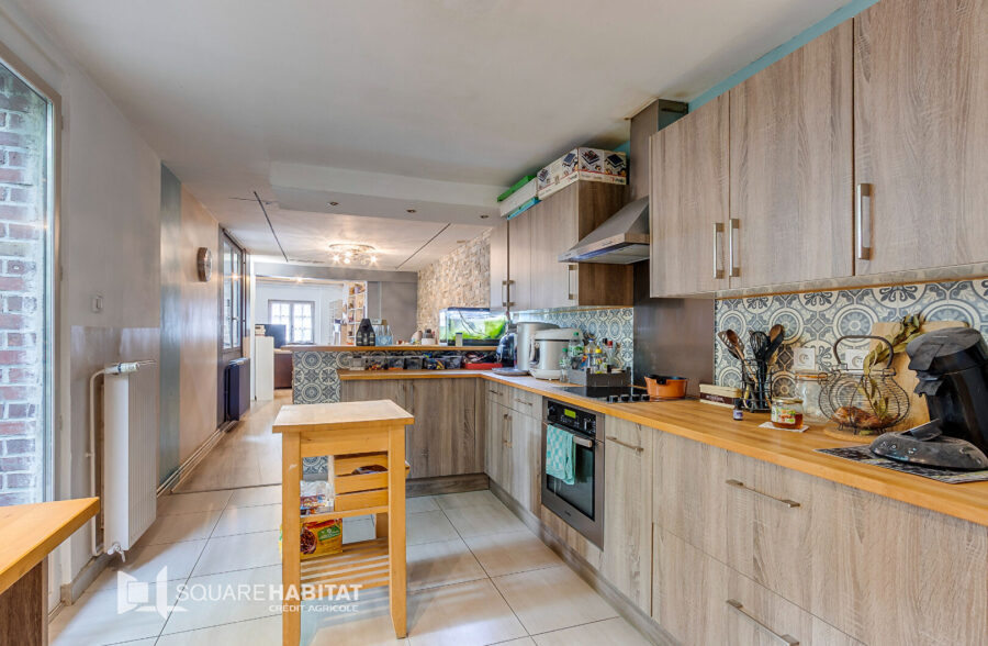 Maison familiale de 118 m² avec extérieur, proche métro Euro téléport