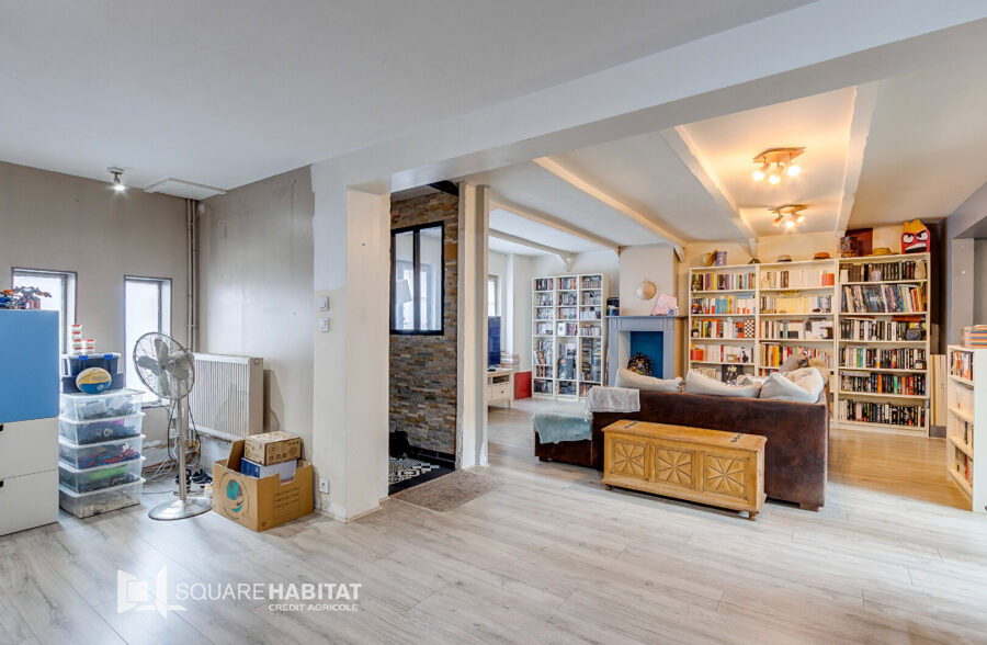 Maison familiale de 118 m² avec extérieur, proche métro Euro téléport