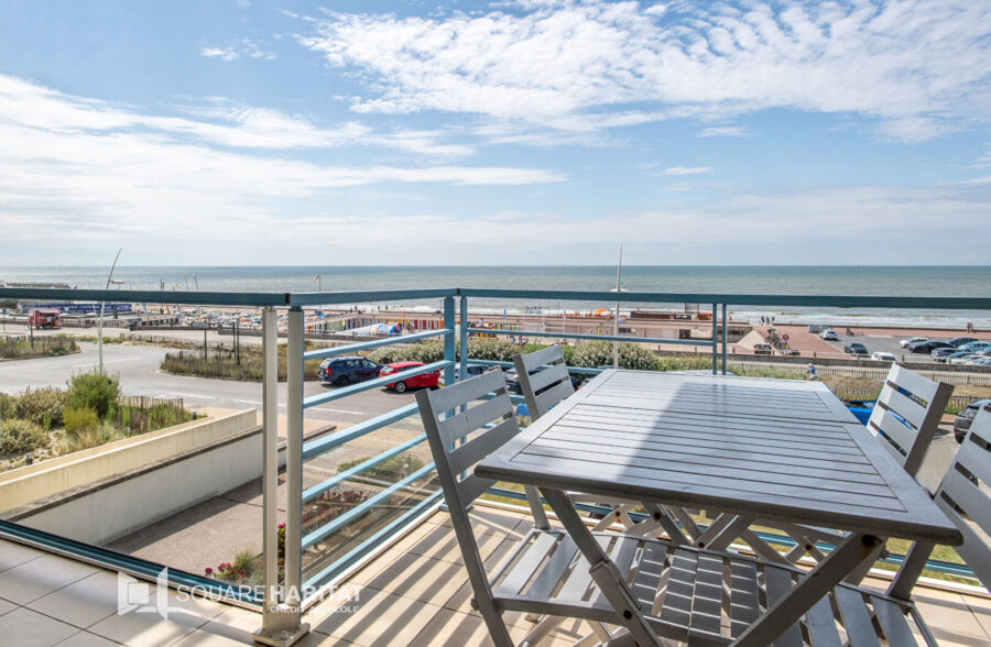 Rare! Appartement 4 pièces FACE MER !