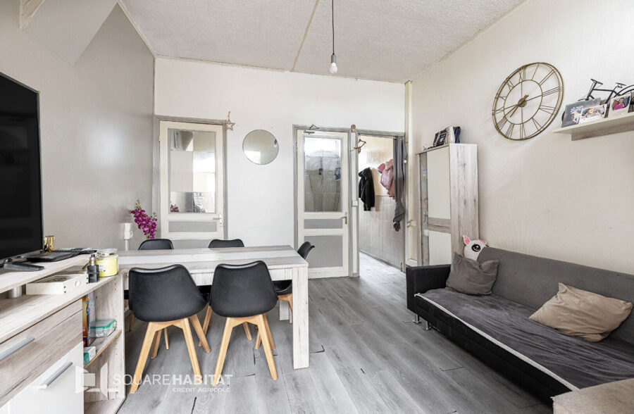 MAISON 1930 AVEC 3 Chambres et jardin