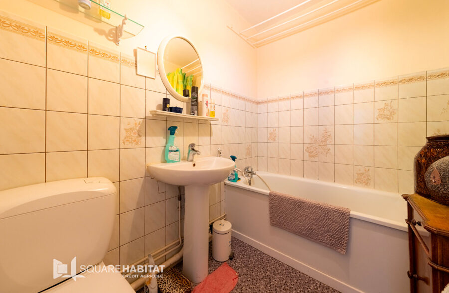 Appartement Douai 3 pièces 47 m2 T2 avec cave et parking