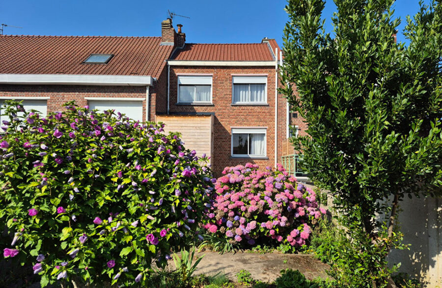 LOMME MITTERIE : maison bel-étage 80m2 possibilité 105m2 habitable, garage jardin