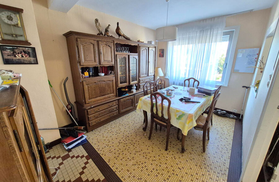 LOMME MITTERIE : maison bel-étage 80m2 possibilité 105m2 habitable, garage jardin