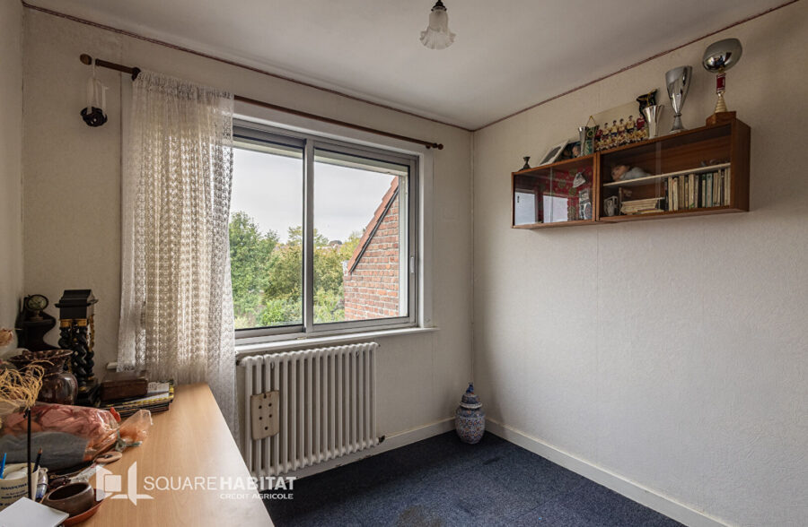 LOMME MITTERIE : maison bel-étage 80m2  A rénover LOMME MITTERIE : maison bel-étage 80m2  A rénover