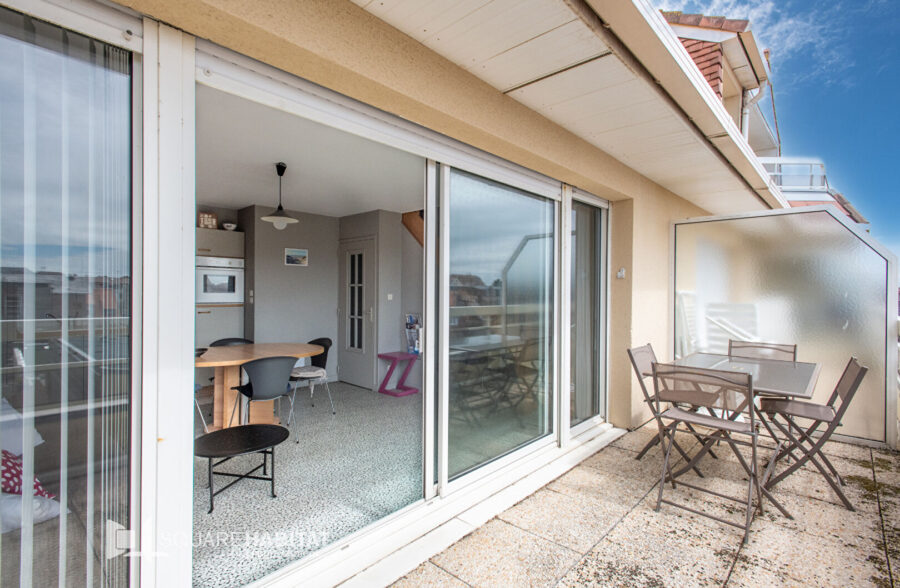 Duplex coeur de ville, T2 CABINE exposé SUD avec parking !
