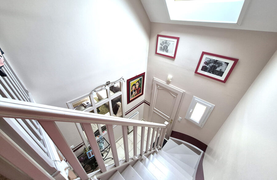 Maison en semi plain pied Beaurains 6 pièce(s) 180 m2