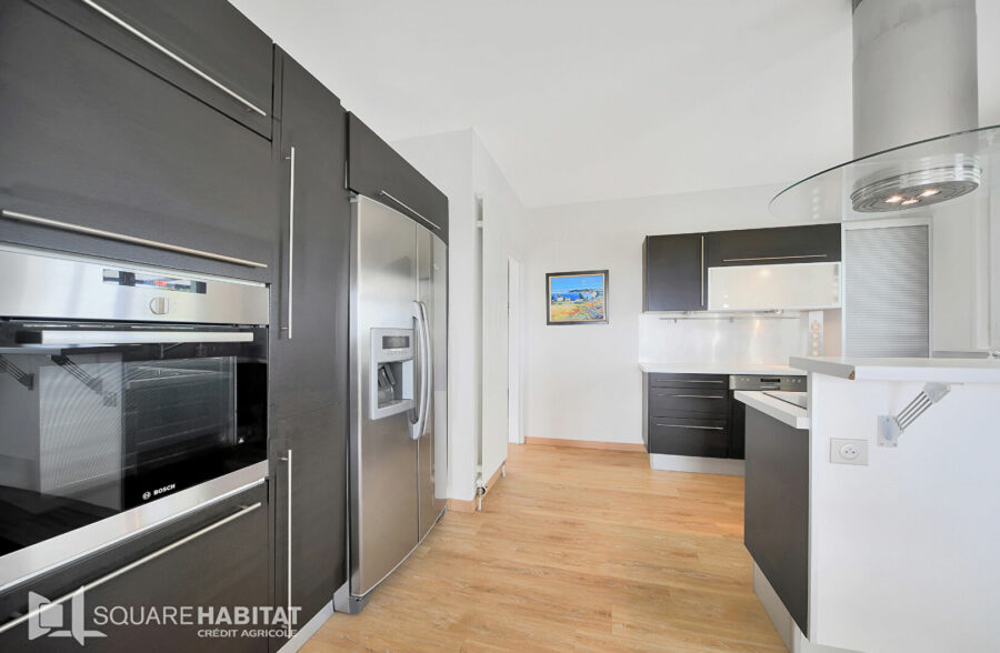 Maison Lillers 7 chambres jardin sous sol complet et dépendances