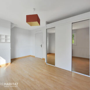 Maison Lillers 7 chambres jardin sous sol complet et dépendances