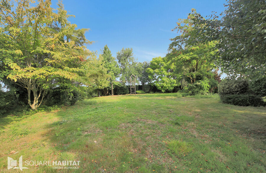 Maison Lillers 7 chambres jardin sous sol complet et dépendances