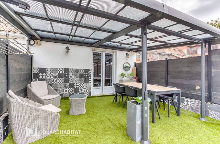 EXCLUSIVITE: LILLE WAZEMMES: Maison 4 chambres cour et terrasse