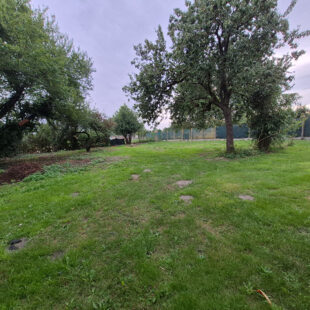 HERGNIES Terrain constructible de 1300m²