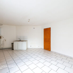 MAISON AGREABLE  ET LIMINEUSE