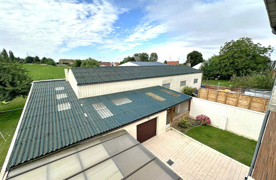 Lot maison + atelier de 300m²