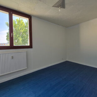 Appartement  3 pièces 70.02 m2 avec loggia