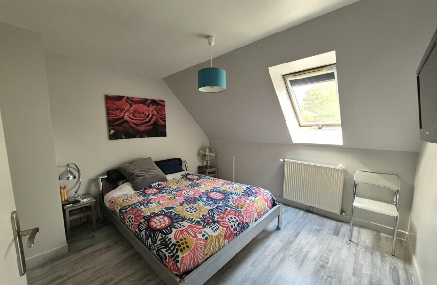 Maison individuelle 5 chambres, jardin et garage