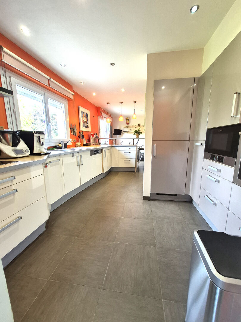 Maison Cambrai 10 pièce(s) 230 m2